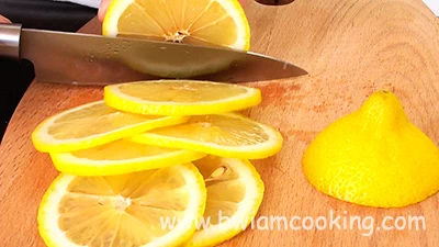 Пирог «Манник» на сметане с лимонами 7