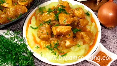 Easy Tomato Chicken Breast Stew